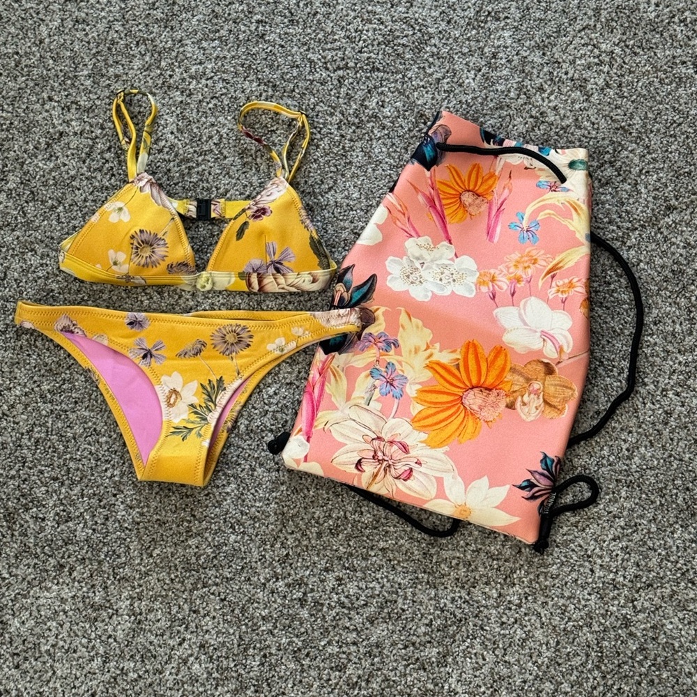 Triangl Yellow Floral Bikini with bag